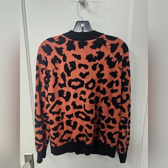 Torrid leopard print sweater size 00, excellent condition - Picture 3 of 7